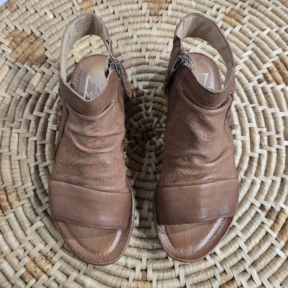 Miz Mooz Brown Leather Gladiator Sandals 6 - Picture 2 of 8